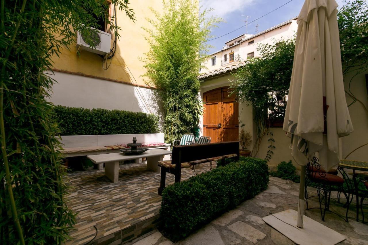 Charming Andalusian House - Free Parking, Granada